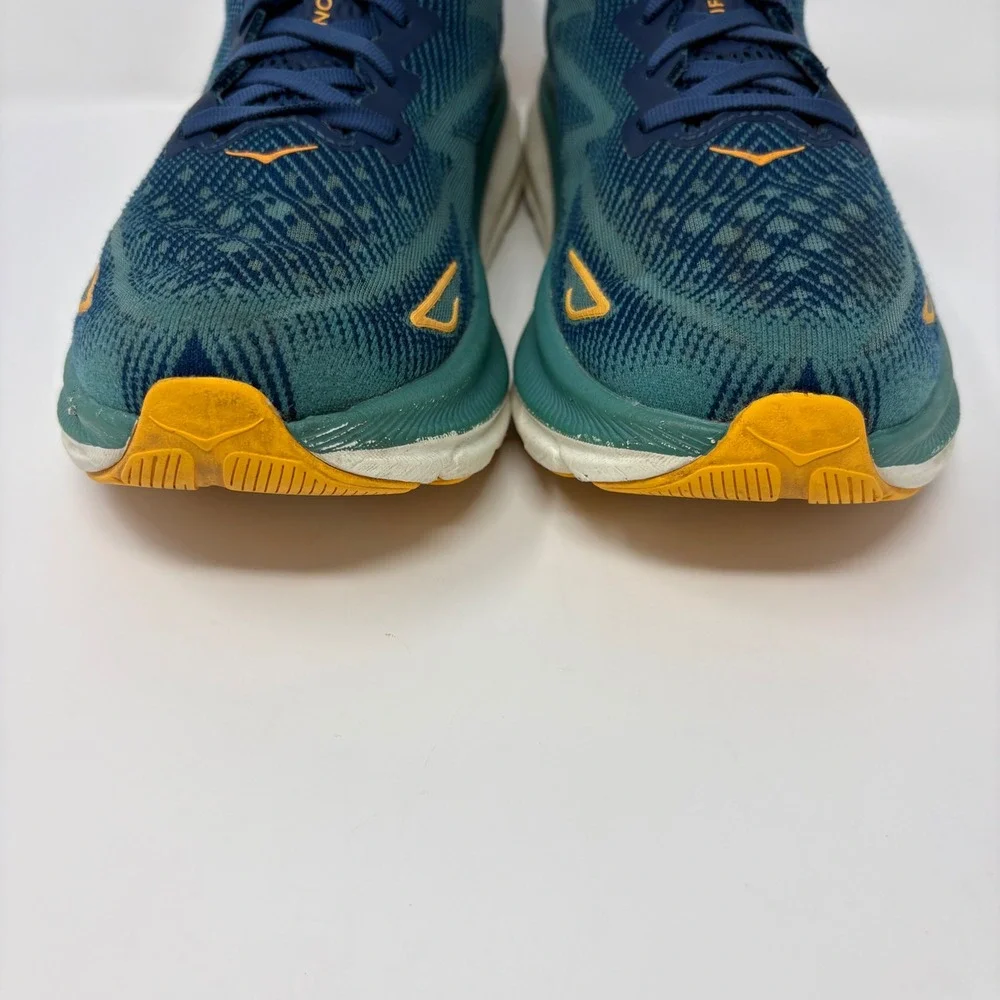 Hoka pre owned